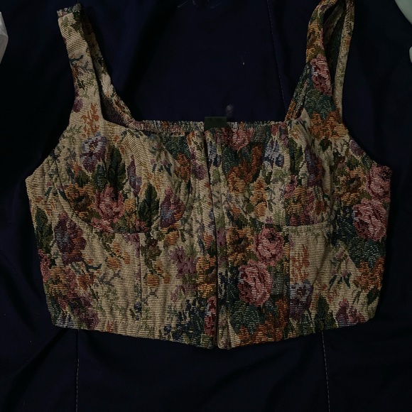 womens small crop top - Picture 1 of 2